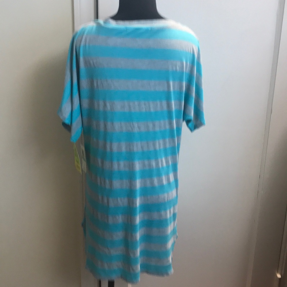 top - Picture 2 of 8